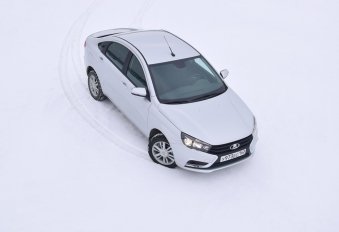 Лада выпустила седан Веста в новых комплектациях с МКПП - №1